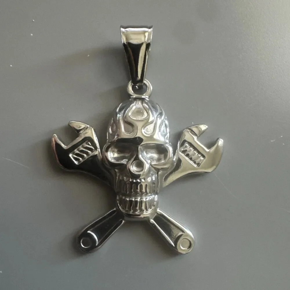 Skull Wrench Tools Silver Plated Stainless Steel Pendant 24” Chain Plumber Men’s